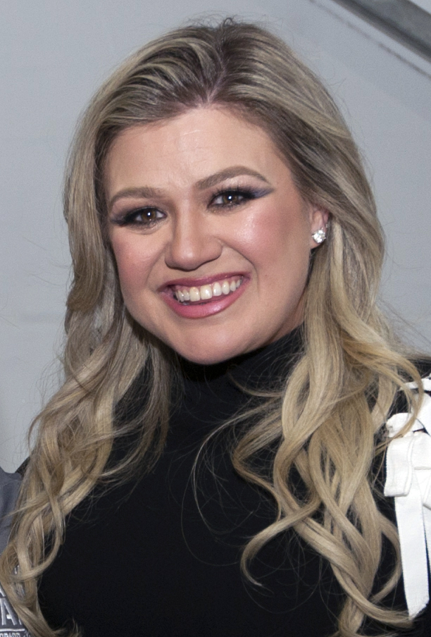 Artist photo of Kelly Clarkson