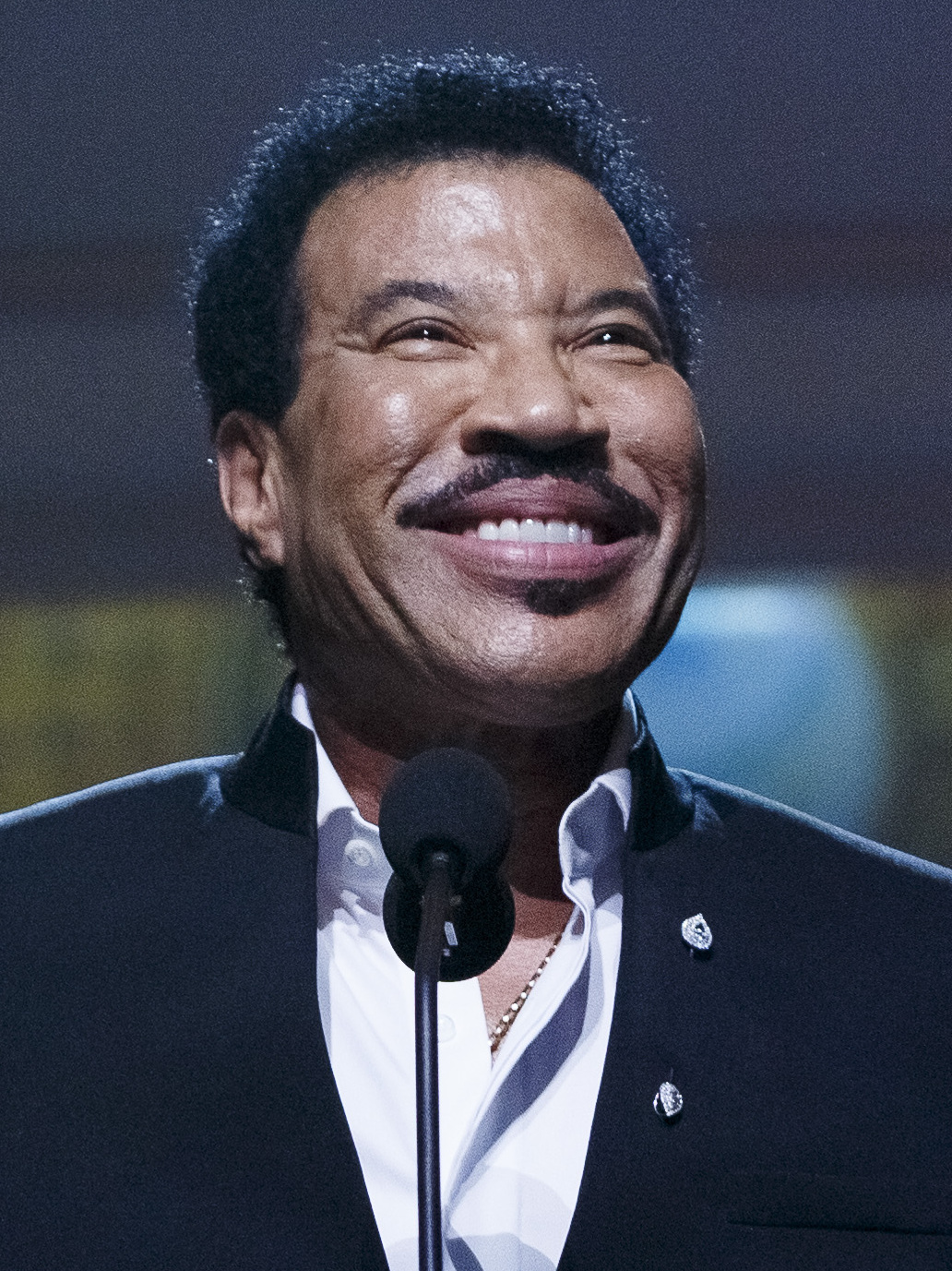 Artist photo of Lionel Richie