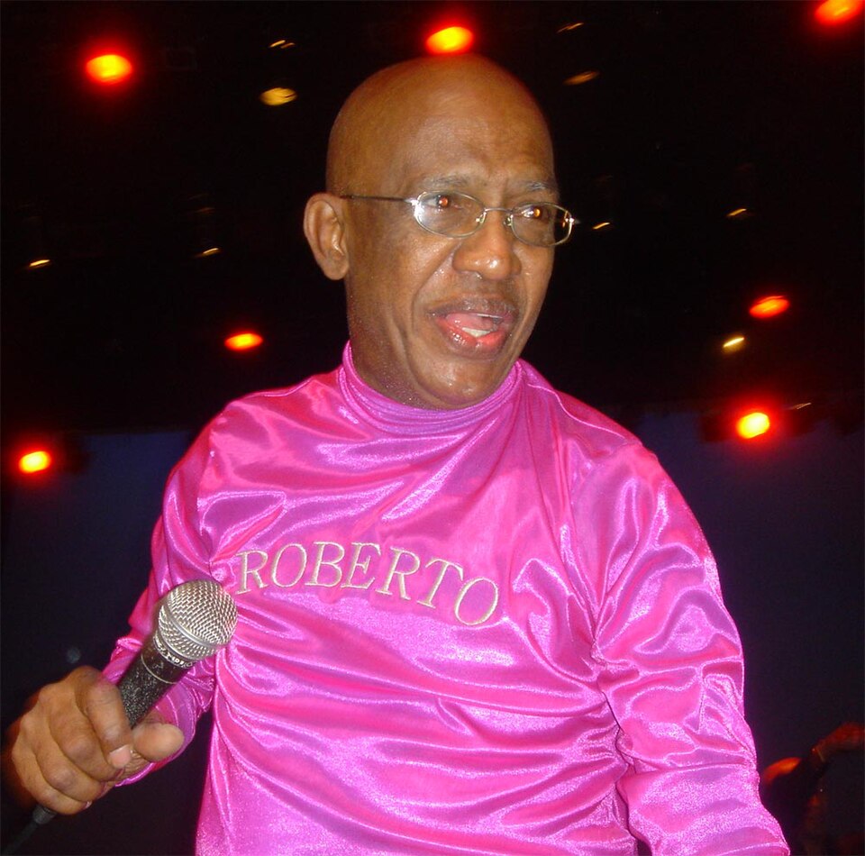 Roberto Roena