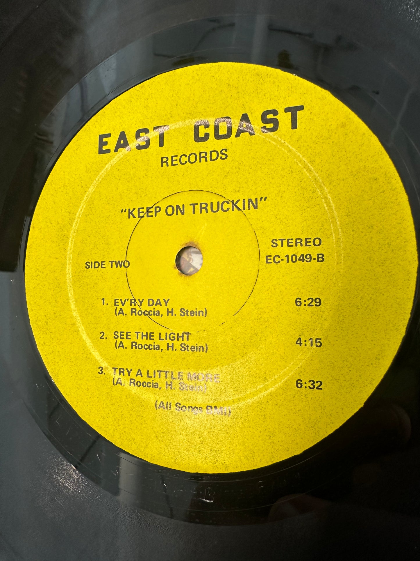 Surprize - Keep On Truckin' - LP