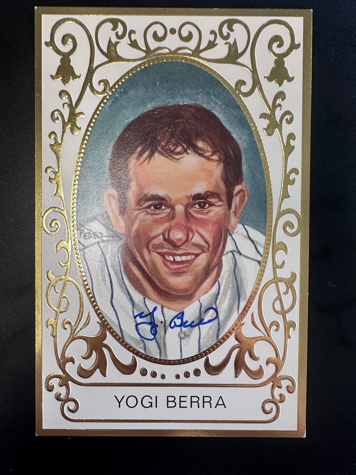 1992 Perez Steele Master Works Yogi Berra Postcard Signed