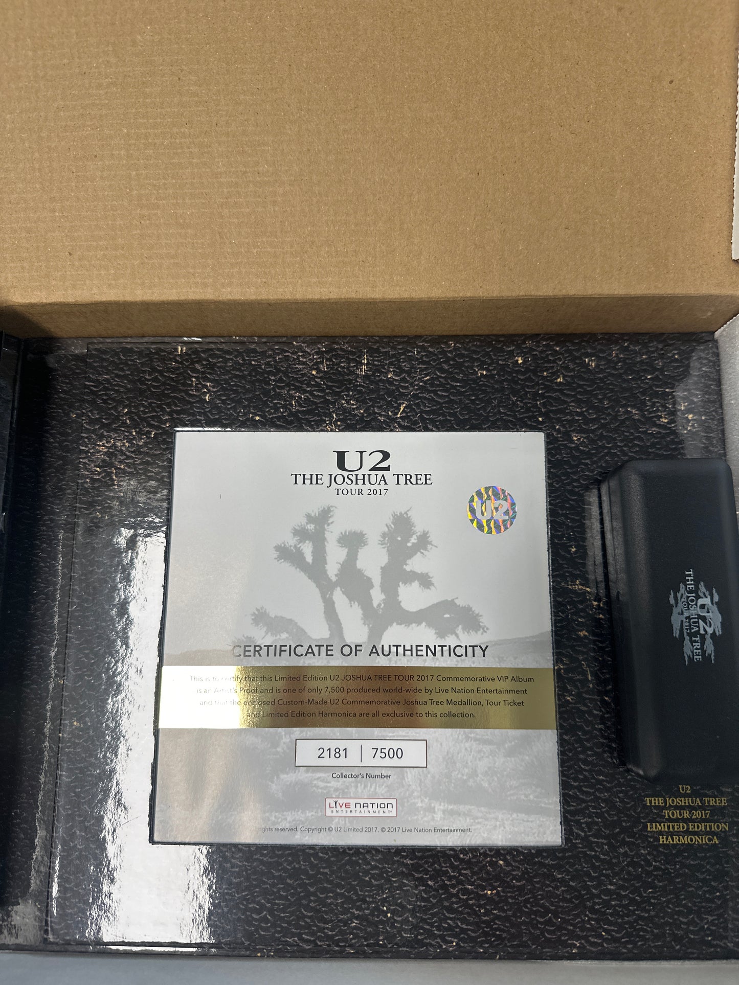 U2 - Joshua Tree 2017 Limited Edition VIP Tour Book with Harmonica